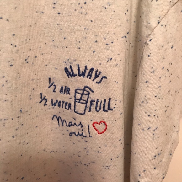 H&M Graphic Top - Picture 5 of 7